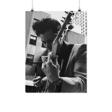 harry play guitar 18x24 TD